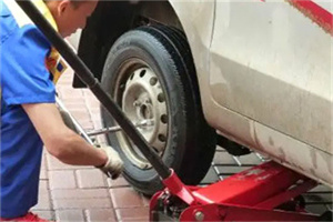 十里堡附近拖车24小时服务热线电话